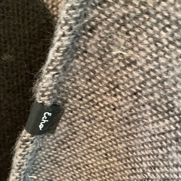 Echo Gray and Black shawl poncho wrap - Picture 2 of 7